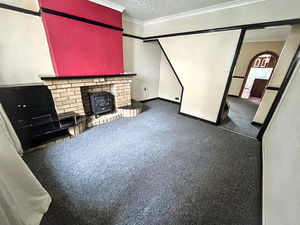 Lounge- click for photo gallery